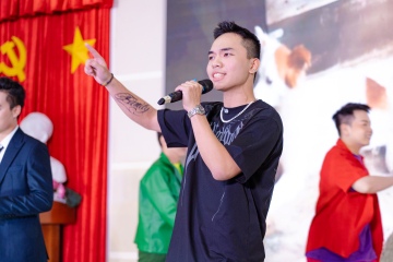 Đốn tim khán giả với giọng hát đầy nội lực, thí sinh Nguyễn Thành Trung trở thành tân Quán quân DSHi's Got Talent 55