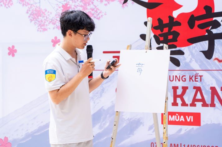 [Video] Nhiều phần tranh tài kịch tính tại Chung kết cuộc thi Siêu Kanji 2025 của VJIT 73