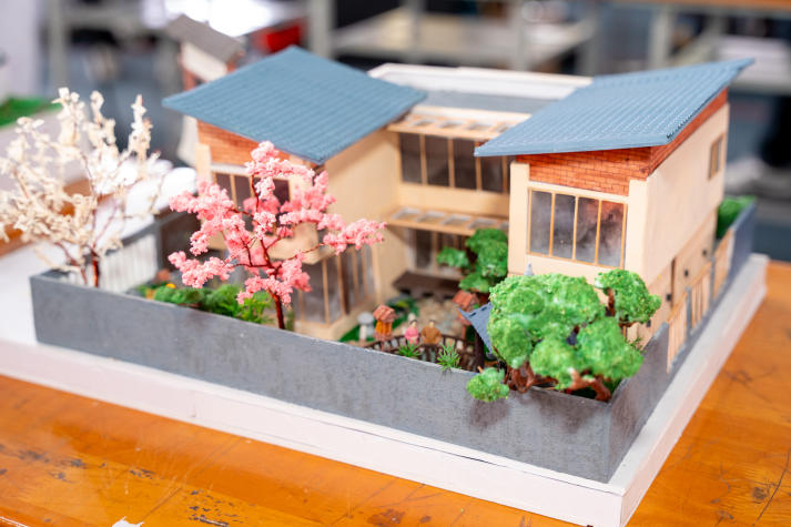 HUTECH TECHSHOW 2025: Nearly 3,000 open job opportunities, 370 graduation projects on display 153