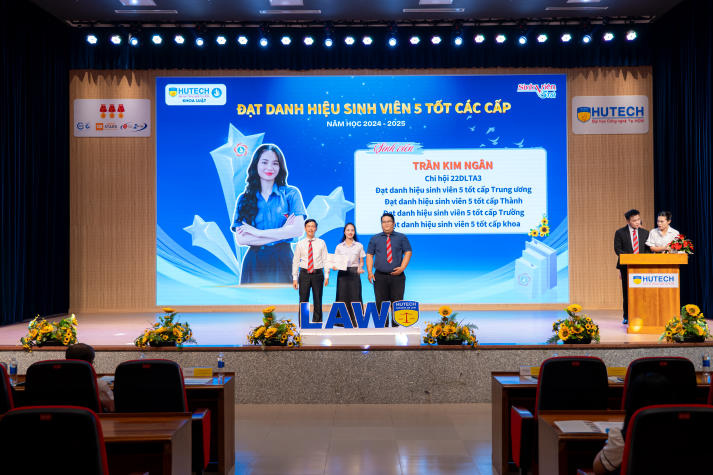 Vinh danh nỗ lực sinh viên Khoa Luật HUTECH, khởi động phong trào năm học mới  2025-2026 36