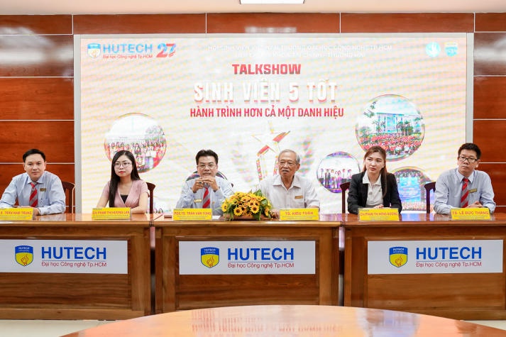 Tân sinh viên HUTECH cập nhật nhanh các kỹ năng để có chặng hành trình rực rỡ thời đại học 129