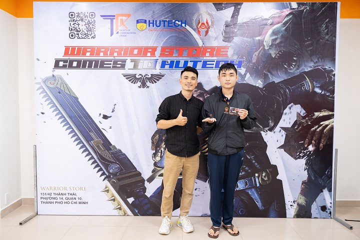 Tân sinh viên Khoa Truyền thông & Thiết kế được chuyên gia tư vấn thiết bị học tập và trải nghiệm công nghệ 136