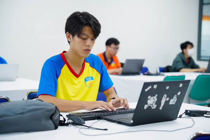 Khoa Công nghệ thông tin tổ chức cuộc thi “Ươm mầm tài năng IT”, Hội nghị tổng kết và phát động phong trào sinh viên năm học 2022-2023 19
