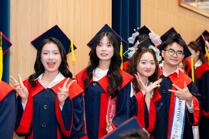 Tân khoa VJIT Trương Nguyên An: “Chúng ta sống không chỉ để tận hưởng" 128