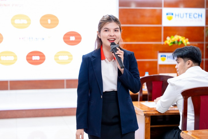 [Video] Thực tập viên tiềm năng HDBank 2025: Nắm bắt cơ hội - Kiến tạo tương lai 28