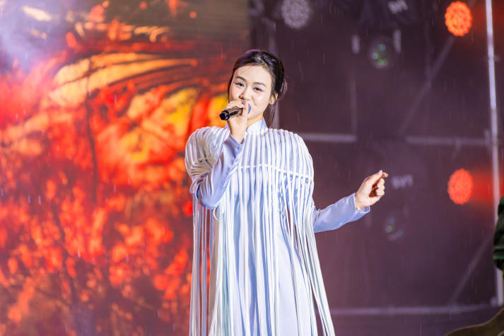 [Video] Âm vang Quốc kỳ: Sinh viên năm 2 Quản trị sự kiện tổ chức concert quy mô, chạm đến trái tim khán giả 37