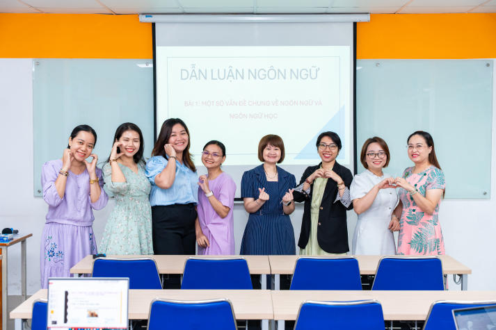 Giảng viên Khoa Nhật Bản học xây dựng nền tảng đào tạo ngôn ngữ học chuyên sâu với học phần Dẫn luận ngôn ngữ 68