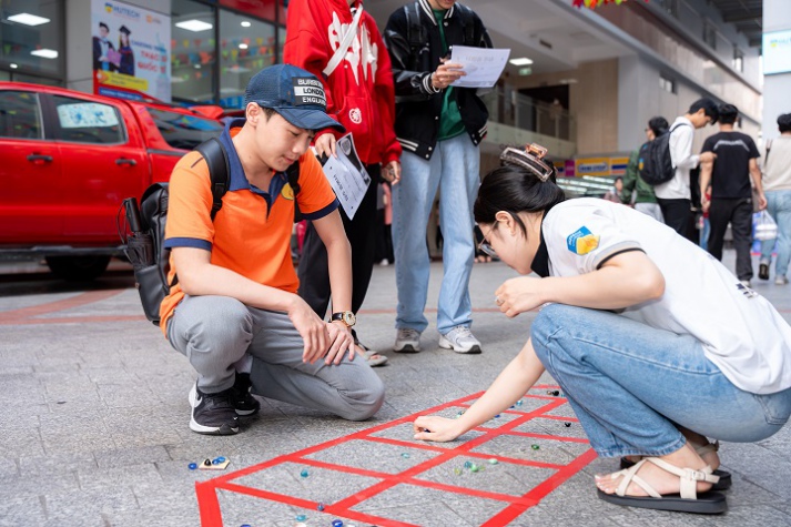 “Tết Việt - Tết Hàn”: Hành trình trải nghiệm đa diện văn hóa Hàn Quốc của sinh viên VKIT 33