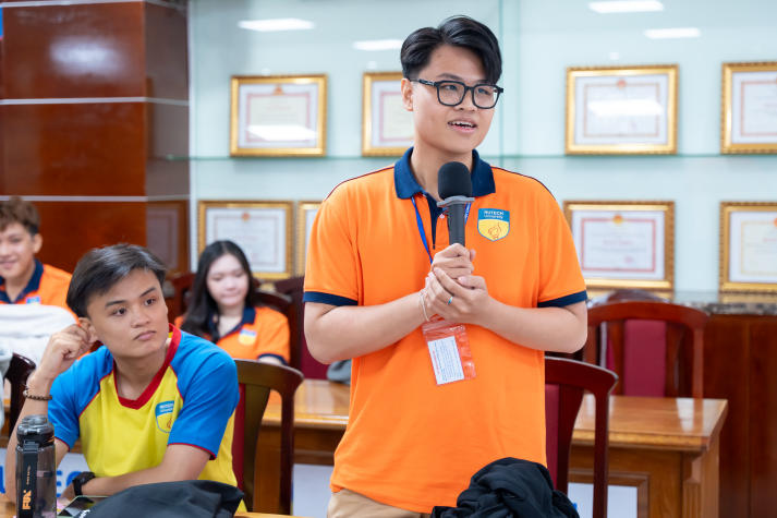 [Ảnh] Sinh viên Khoa Marketing - Kinh doanh quốc tế khám phá tiềm năng AI trong kỷ nguyên số 63