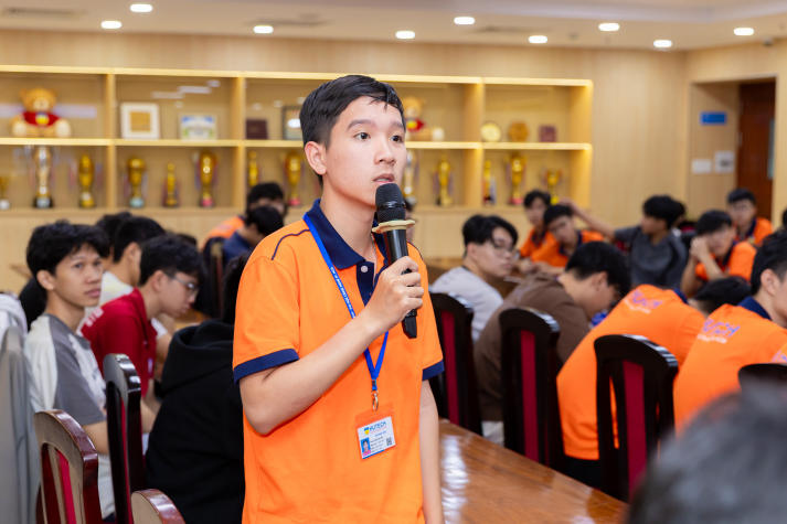 Sinh viên Viện Kỹ thuật mở lối tư duy sản phẩm và phát động Cuộc thi "Thử thách sáng tạo AI & IoT_Bán dẫn cho cuộc sống thông minh" 29