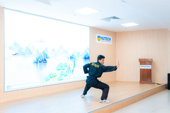 [Ảnh] Tài năng trẻ Viện Kỹ thuật thăng hoa cùng đam mê nghệ thuật 77