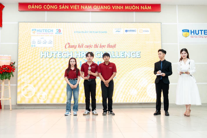 Tân Quán quân Cuộc thi “HUTECH HRM CHALLENGE” lần thứ II là sinh viên Quản trị nhân lực HUTECH 102