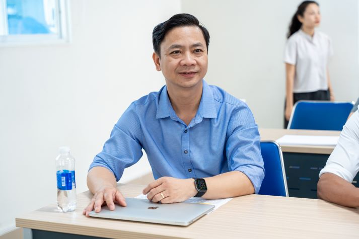 [Video] Đội ngũ HUTECH trang bị tư duy lãnh đạo hợp tác, xây dựng môi trường làm việc bền vững từ chuyên gia Hoa Kỳ 72