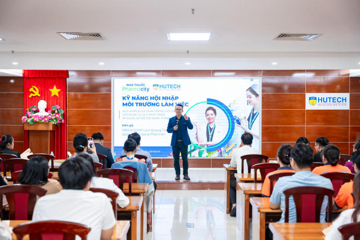 [Video] Update kỹ năng thực tiễn, sinh viên Khoa Dược tự tin khởi đầu hành trình sự nghiệp 42