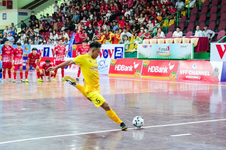 Đội tuyển Futsal HUTECH giành ngôi Á quân Giải Futsal Sinh viên đồng hành TP.HCM 2022 78