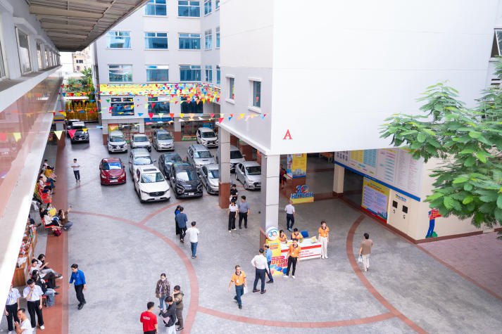 HUTECH bố trí điểm gửi xe thuận tiện phục vụ thí sinh nhập học 79
