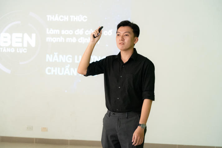 Sinh viên Viện Kỹ thuật trải nghiệm mô hình sản xuất thực phẩm - đồ uống hiện đại tại Uniben 26