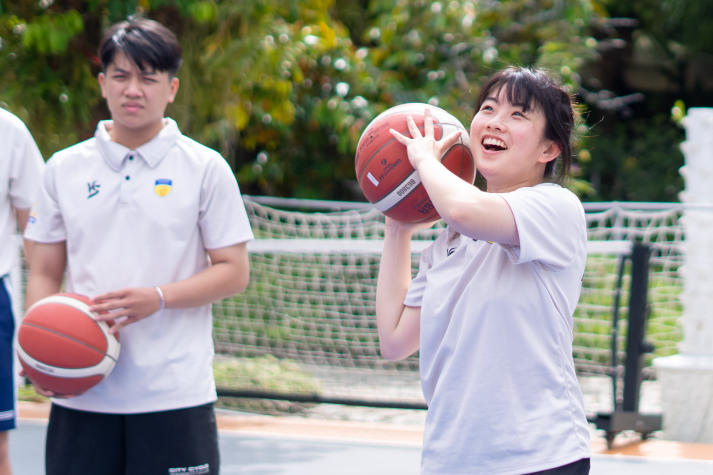 [Ảnh] Trải nghiệm thể thao toàn diện của sinh viên ngành Quản lý thể dục thể thao tại NV Sport Camp 67