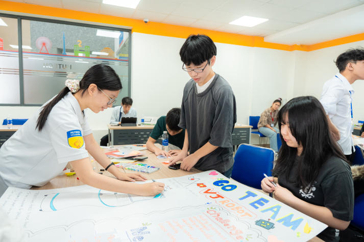 Khám phá Metro, sáng tạo giải pháp: Sinh viên Việt Nam - Nhật Bản mang đến loạt dự án đổi mới 97