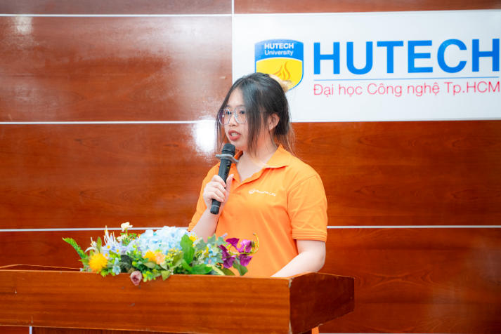 Hanwha Life Finance Mentor wraps up, highlighting growth of 40 HUTECH students 27