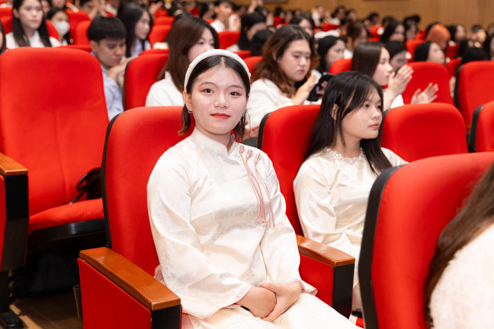 Từ dấu ấn năm học cũ đến khát vọng mới của sinh viên Khoa Khoa học Xã hội và Quan hệ Công chúng 28