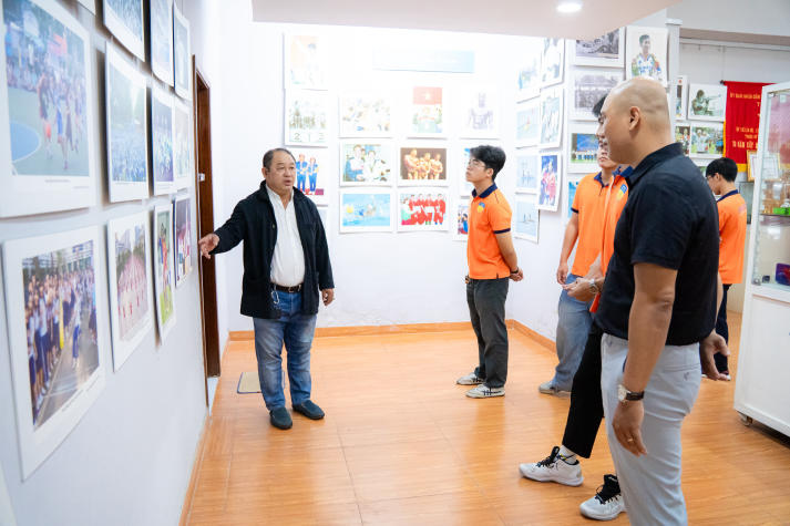 Tìm hiểu môi trường chuyên nghiệp tại Trung tâm Huấn luyện và Thi đấu TDTT TP.HCM cùng sinh viên Quản lý thể dục thể thao 26