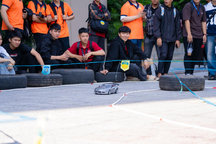 Sinh viên HUTECH ghi dấu ấn với loạt sản phẩm từ các sân chơi kỹ thuật - công nghệ 38