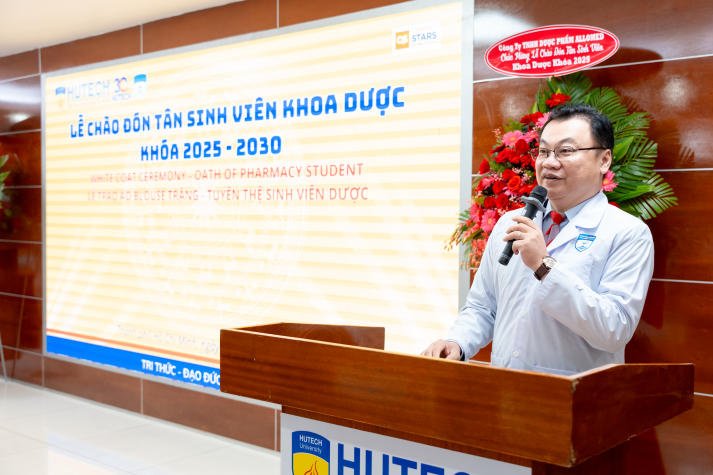 [Video] Dấu ấn đầu đời Blouse trắng: Tân sinh viên Khoa Dược chính thức bước vào hành trình mới 51