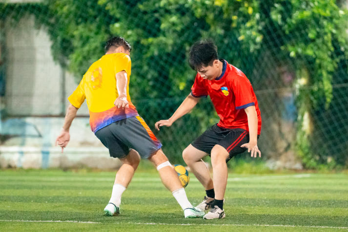 [Hội thao CB-GV-NV 2026] Lộ diện 04 đội tranh vé Chung kết Bóng đá nam 34