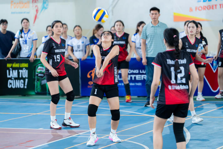 49 đội bóng hội tụ tại HUTECH, mở màn vòng Loại Bóng chuyền Đại hội Thể thao Sinh viên toàn quốc 2026 82