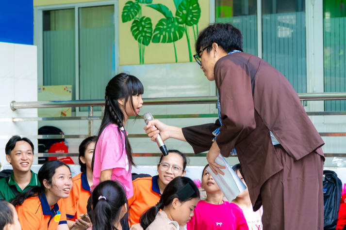 Lan tỏa mùa Trung thu ấm áp cùng Viện Khoa học Ứng dụng 34