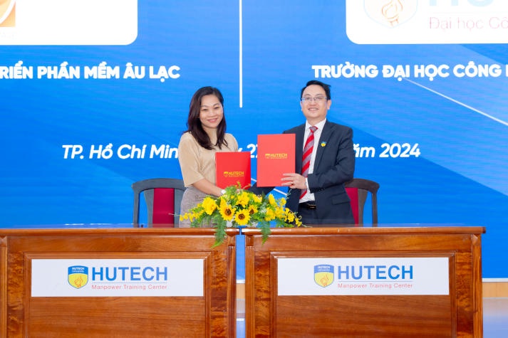 Tân sinh viên Khoa Công nghệ thông tin nắm bắt chiến lược học tập hiệu quả từ chuyên gia 134