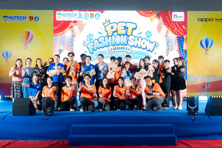 “HUTECH - Newbies Say Hi!” mở màn năm học mới với loạt trải nghiệm đa sắc 87