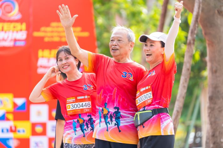 Phát động HUTECH Running Challenge 2026: Nâng cao thể lực, gắn kết tập thể 149