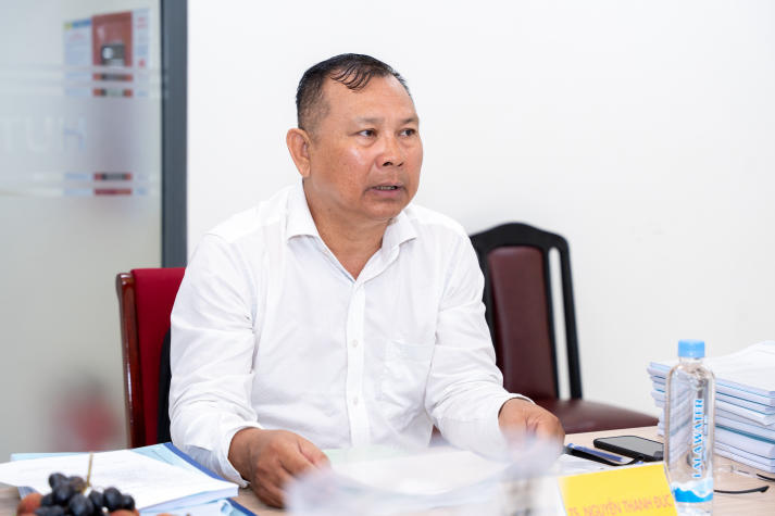 Tư duy pháp lý gắn liền thực tế được thể hiện tại buổi bảo vệ luận văn Thạc sĩ ngành Luật kinh tế 52