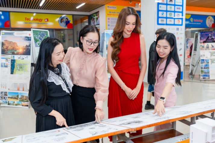 [Video] Đem bọ cánh cứng và người vô gia cư vào đồ án tốt nghiệp, 02 sinh viên ngành Thiết kế thời trang HUTECH “cán đích” thủ khoa và á khoa 152