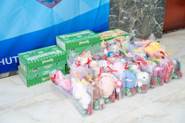 Cựu sinh viên và doanh nhân HUTECH viết tiếp hành trình nhân ái tại Mái ấm tình thương Phúc Lâm 29