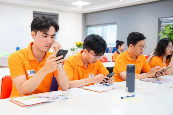 [Video] Youth Education Learning: Trang bị hành trang giáo dục thanh thiếu niên cho sinh viên HUTECH 82