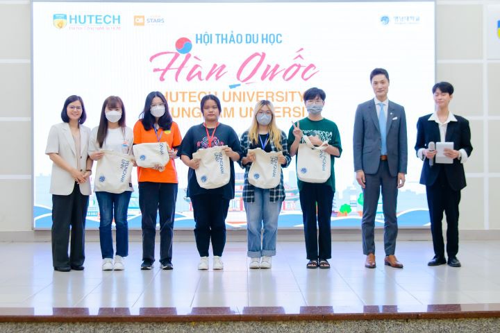 HUTECH cooperates with YEUNGNAM UNIVERSITY to open up many study abroad opportunities for students 147