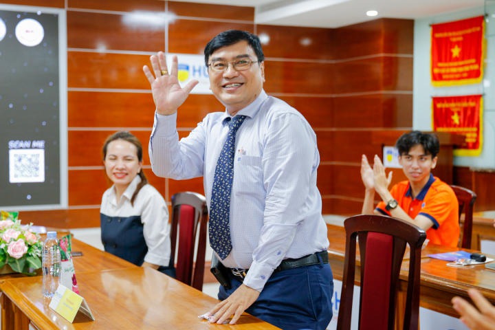 Thành phần đại biểu tham dự tại buổi ra mắt I-HUTECH Business Club (BIZ) HUTECH 3