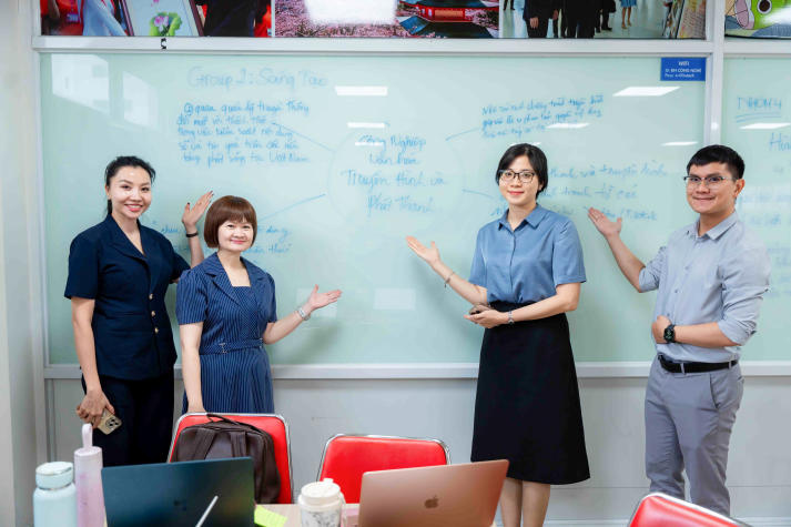 VJIT nâng cao năng lực giảng dạy cho giảng viên qua tập huấn học phần “Tư duy thiết kế dự án” 111