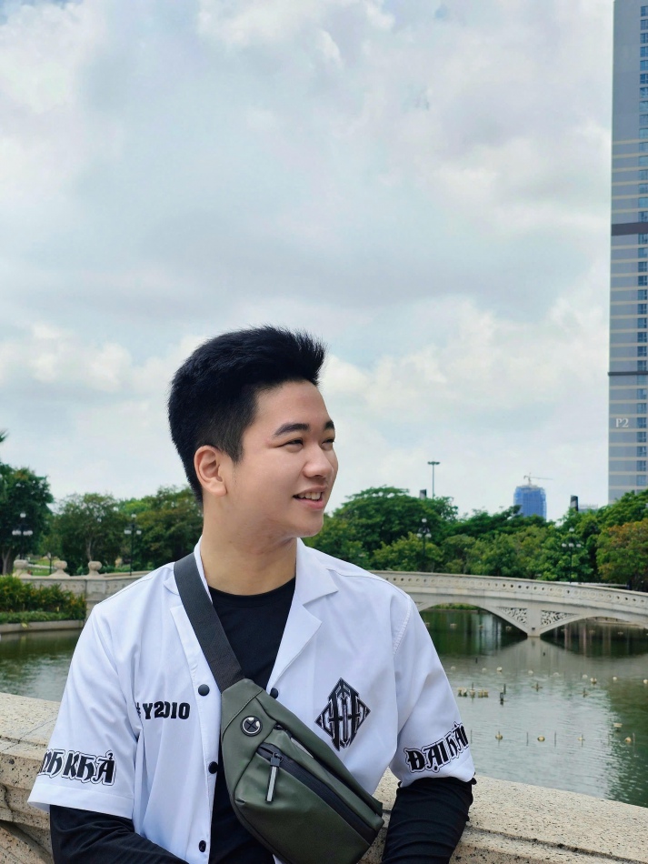 Gương mặt tân sinh viên Đào Lê Anh Quốc: tự tin chinh phục IELTS 8.0 cùng loạt bí quyết “đỉnh” 48