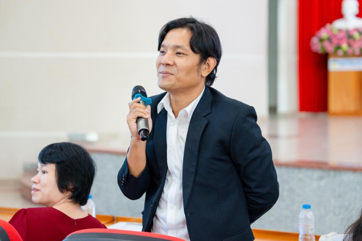 Sinh viên Quan hệ công chúng trình làng các video phóng sự và tỏa sáng tại Đêm tiệc "Dạ Huyền" 80