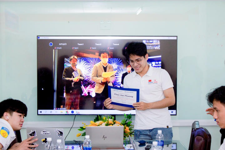 Sinh viên VJIT hào hứng với Workshop Quốc tế “Sri’s Introduction To Innovation” 51