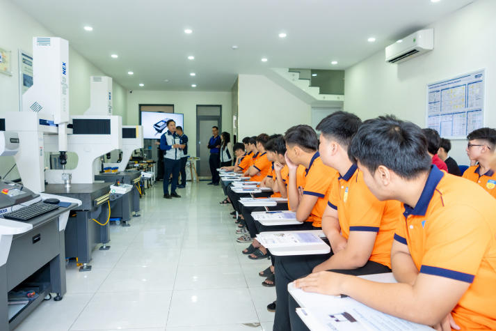 [Hướng nghiệp 2026] Kỹ thuật cơ khí: Mạch vận hành của sản xuất công nghiệp hiện đại 52