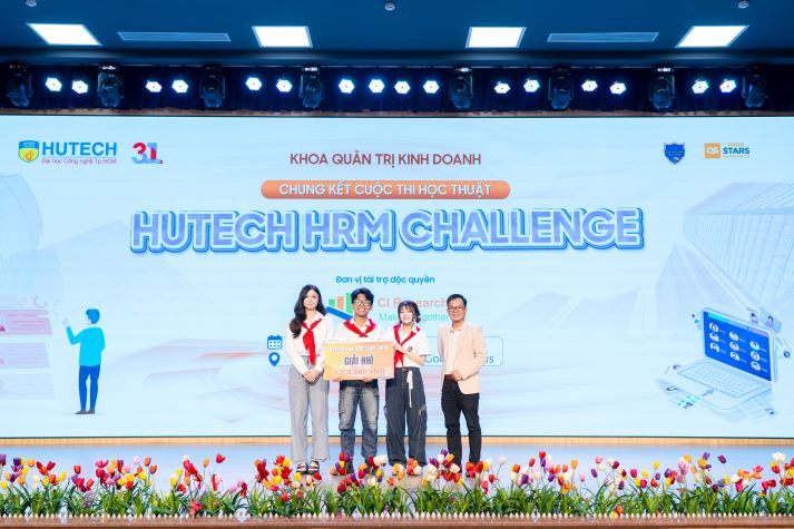 [Video] Khi sinh viên HUTECH “vào vai” chuyên gia nhân sự 74