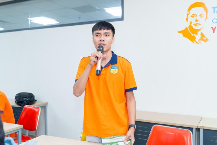 Sinh viên Khoa Xây dựng HUTECH tìm hiểu giải pháp chống thấm công nghệ Việt 152