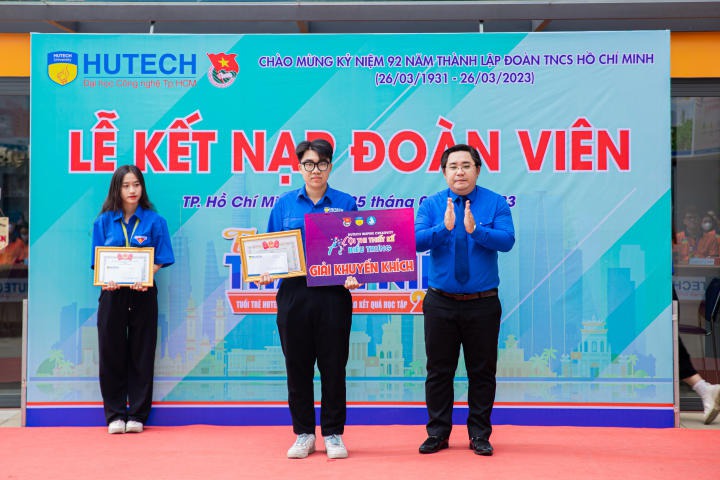 136 sinh viên HUTECH được kết nạp vào Đoàn Thanh niên Cộng sản Hồ Chí Minh 117