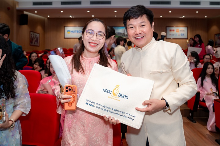 Rạng rỡ khí chất phái đẹp HUTECH: Từ tri thức tỏa sáng đến tấm lòng nhân ái 73