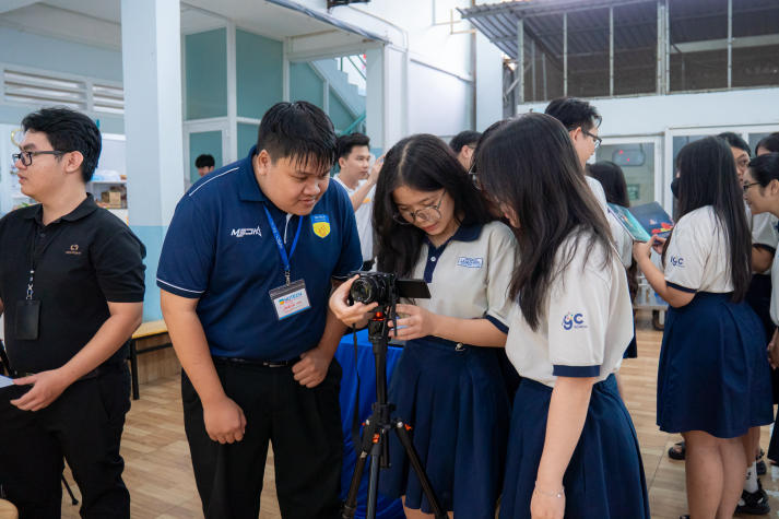 Ngày hội “STEAM your life, Bright your future!”: “Teen” THPT Lê Quý Đôn khai phá tư duy khoa học - công nghệ 114